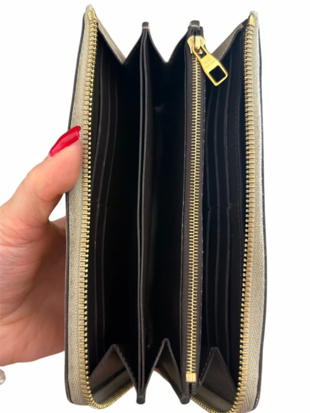 Louis Vuitton Comete Zip Around Wallet Taurillon Leather Taupe Gray M63104 - Picture 6 of 15